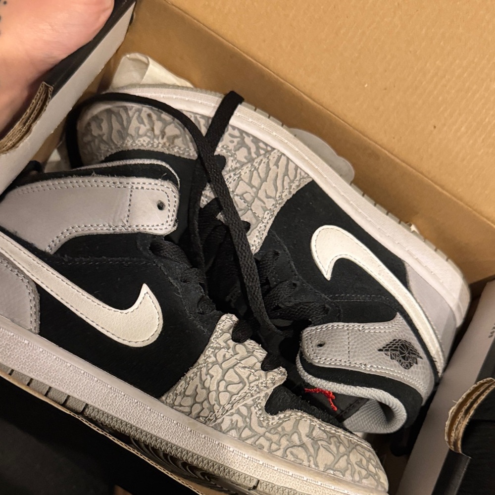 Nike Kids Black and White Patterned Sneakers